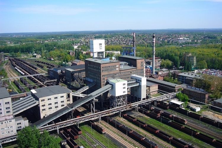 Sasin: wstrzymujemy prace w kopalniach na Śląsku, Archiwum