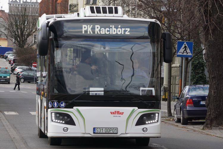 E-bus Rafako na ulicach Raciborza, UM Racibórz