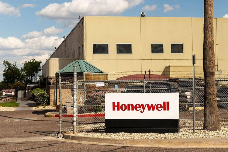Honeywell otwiera nowoczesną fabrykę w Chorzowie, Facebook