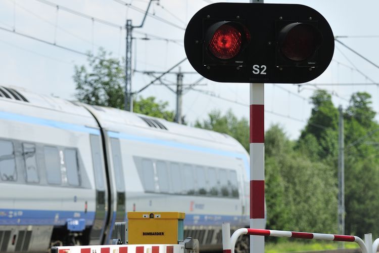 Pociągi pojadą 200 km/h. Alstom z Katowic ze sporym wkładem w przełomowy projekt sterowania ruchem, Alstom materiały prasowe