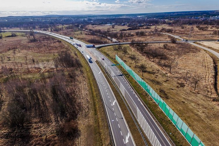 Rusza budowa 17 km obwodnicy Poręby i Zawiercia. GDDKiA wyda blisko 480 mln zł (wideo), gddkia