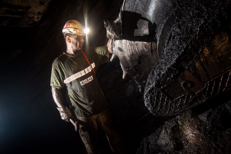 Czesi szukają górników. Praca od zaraz, pensje 13 tys. zł, 
