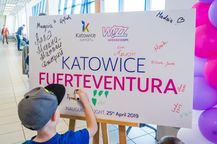 Pierwszy samolot na Fuerteventurę odleciał z Pyrzowic, Katowice Airport