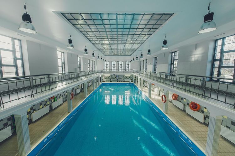 Najstarsza pływalnia w Polsce znowu otwarta, Wojciech Mateusiak