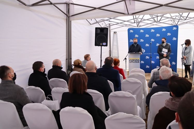 Częstochowa: huta szkła Stoelzle rozpoczęła budowę ogromnego centrum logistycznego w KSSE, materiały prasowe