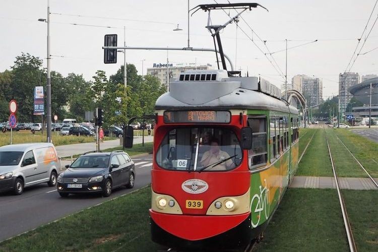Metropolia: wiedeńskie tramwaje odjechały na emeryturę, Tramwaje Śląskie
