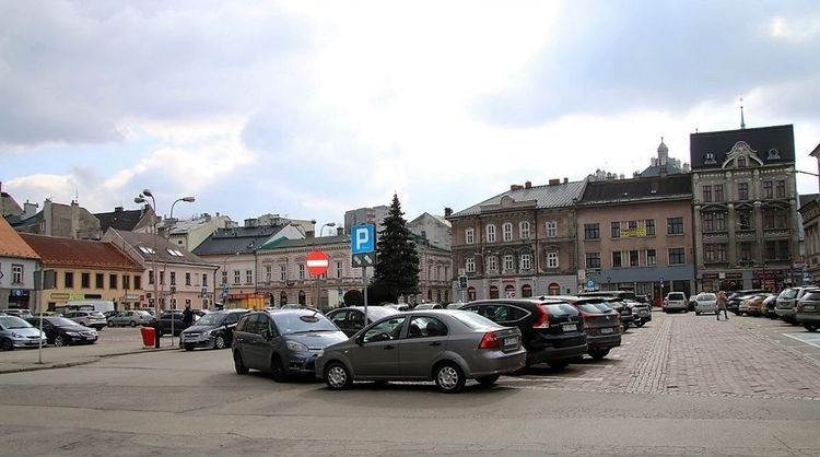 Plac Wojska Polskiego w Bielsku-Białej kiedyś, teraz i po metamorfozie, MZD Bielsko-Biała