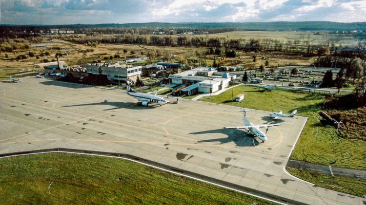 Terminal pasażerski po pierwszej rozbudowie/1994 rok, Archiwum GTL SA