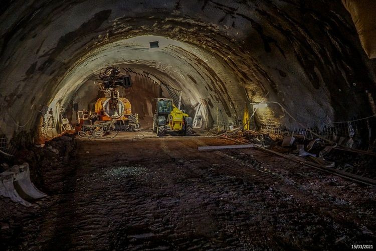 S1 - drążenie czterech tuneli w Baraniej Górze idzie pełną parą (foto, wideo), GDDKiA O. Katowice