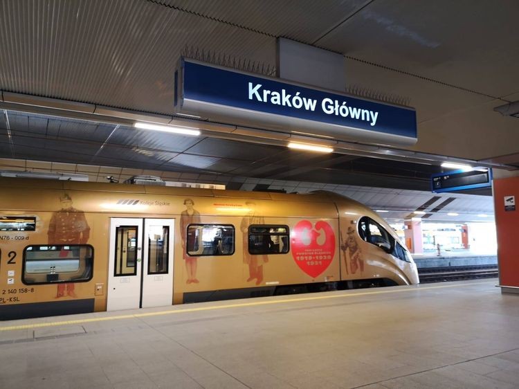 Dwa pociągi powstańcze Kolei Śląskich. Ale ładne, Koleje Śląskie, Tomasz Raudner