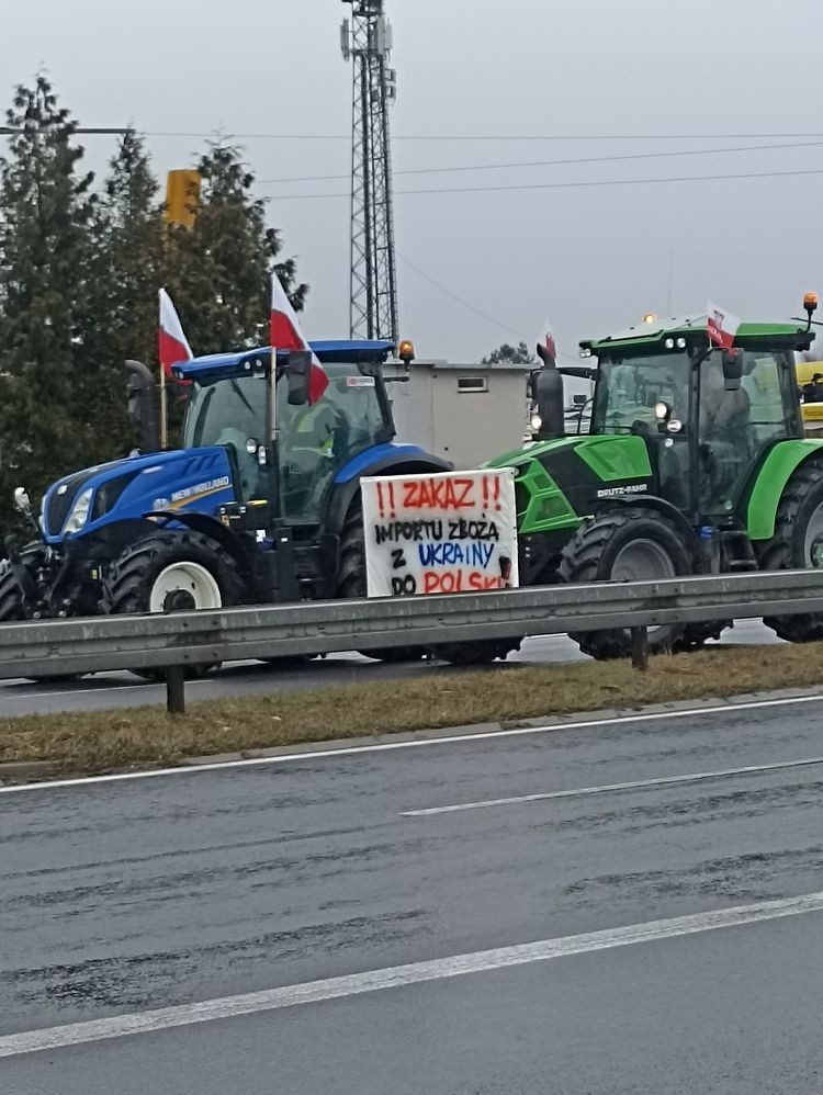 Stop! Rolnicy nie chcą Zielonego Ładu w Polsce. Dziś wyjechali na ulice, również w Śląskiem (zdjęcia), mz