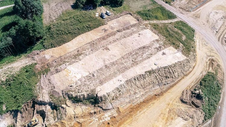 Budowa S1 opóźniona o prawie rok. Drogowcy znaleźli ślady ludzi sprzed tysięcy lat (foto), GDDKiA Katowice
