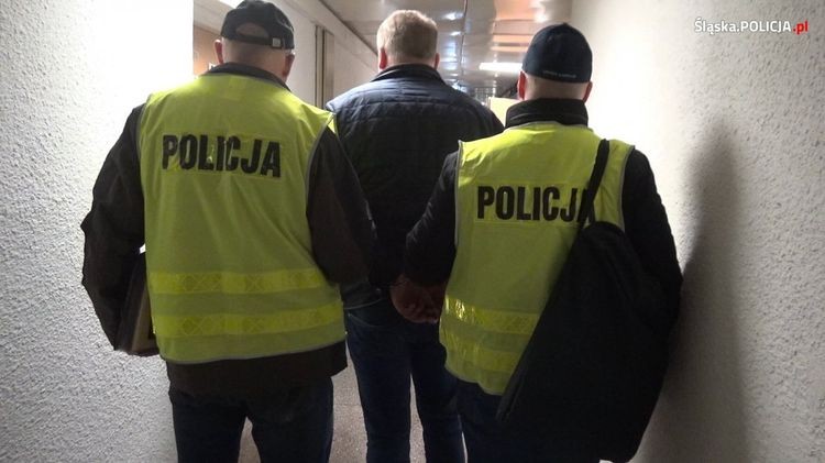 Hale pełne trujących odpadów – policja rozbiła przestępczy biznes (zdjęcia, wideo), Policja Śląska