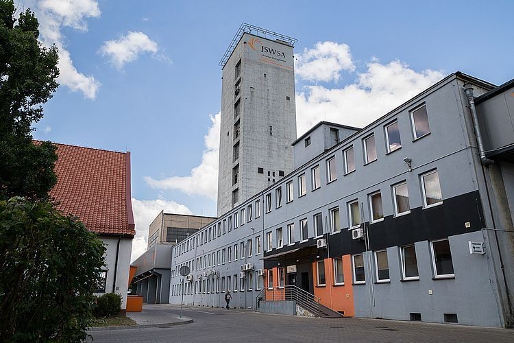 JSW: wypadek w kopalni Knurów-Szczygłowice. Zmarł jeden z poparzonych górników, 