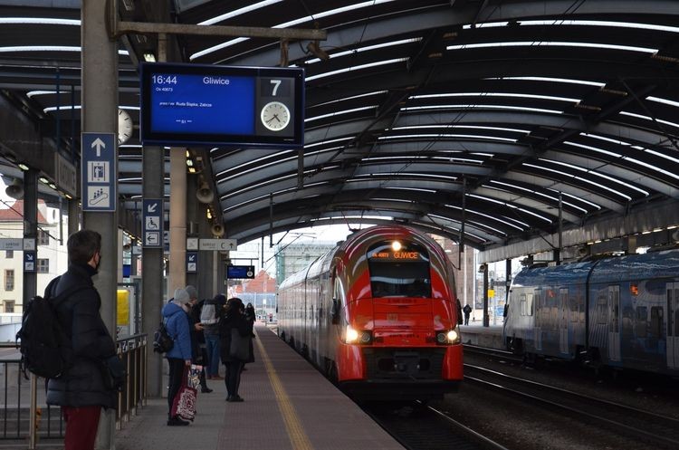 PKP PLK analizują osobny tor na trasie Gliwice-Katowice. To byłby przełom dla kolei na Śląsku, Katarzyna Głowacka, PKP PLK