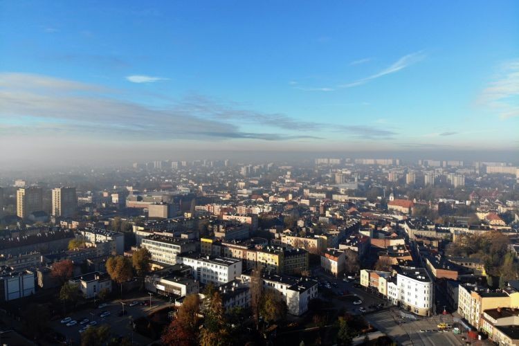 Zakaz palenia węglem w miastach od 2030? Rząd opublikował dokument, Redakcja