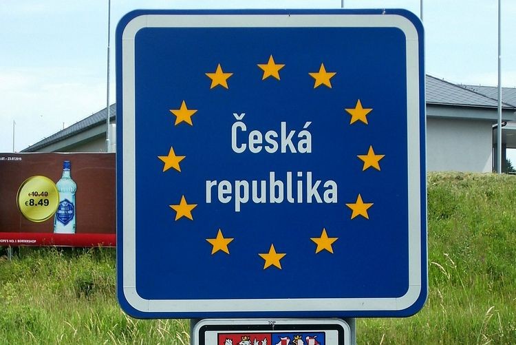 Polska dla Czechów krajem wysokiego ryzyka. Co to oznacza?, archiwum