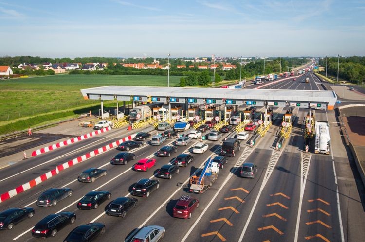 e-Toll – wystartował serwis nowego systemu opłat za autostrady, GDDKiA
