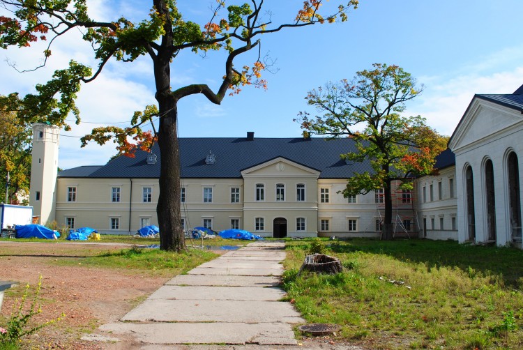 Grupa hotelowa Arche przejęła pałac w Siemianowicach Śląskich, slaskie.travel, wikipedia - Marek Mróz
