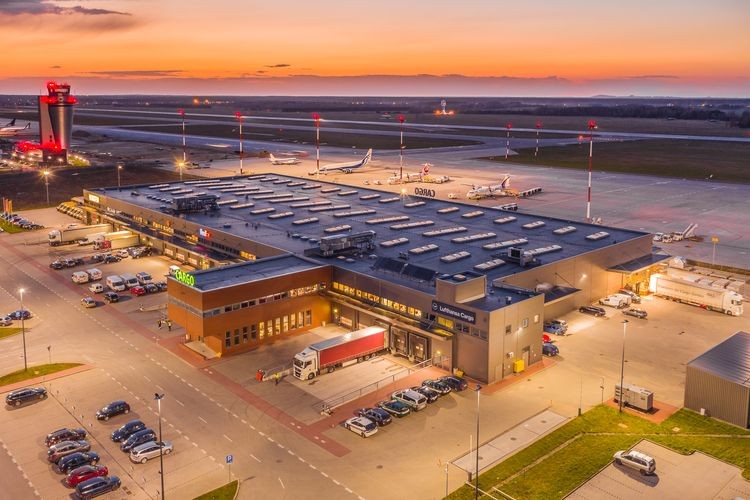Katowice Airport jest bezkonkurencyjny w Polsce pod względem przewozów cargo, Piotr Adamczyk