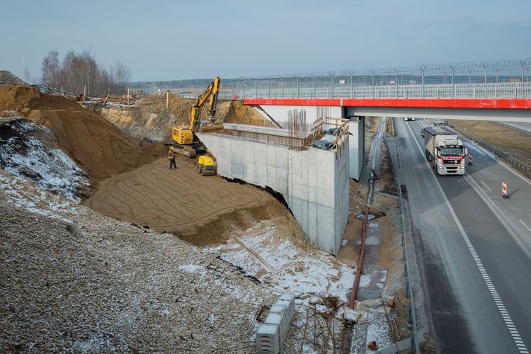 PLK: wiadukt zapewni dojazd koleją do lotniska w Katowicach, PKP PLK S.A.