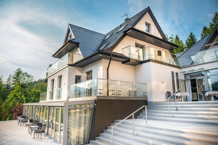 Villa Rubinstein w Wiśle – luksusowy i niepowtarzalny klimat, materiał partnera