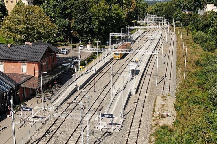 Po 9 latach pociągi znów łączą Skoczów i Cieszyn. Korzystają Katowice i cała Metropolia, Adam Roik/PLK S.A.
