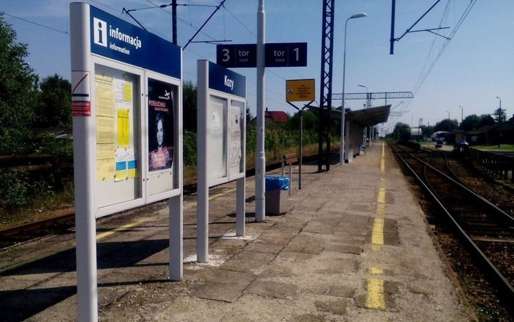 Ze Śląska łatwiej do Krakowa. Na stacji Kozy będzie nowy peron za 2,5 mln zł, PKP PLK S.A.