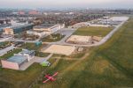 Rozbudowa lotniska w Gliwicach na finiszu. Powstaje Centrum Edukacji Lotniczej, mosquidron