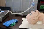 RespiSave - naukowcy Politechniki Śląskiej stworzyli innowacyjny respirator wentylujący przez internet, 