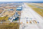 Kończy się budowa parkingu dla samolotów w Pyrzowicach, Piotr Adamczyk, Katowice Airport
